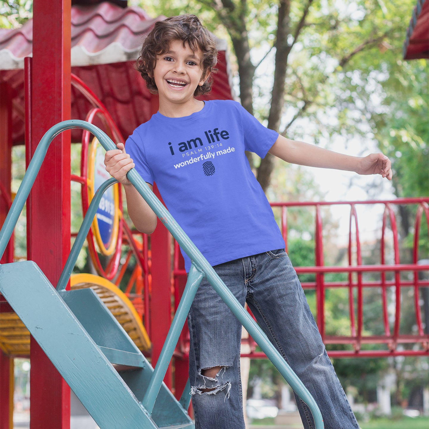 Kid's "I am life": Simple T-shirt