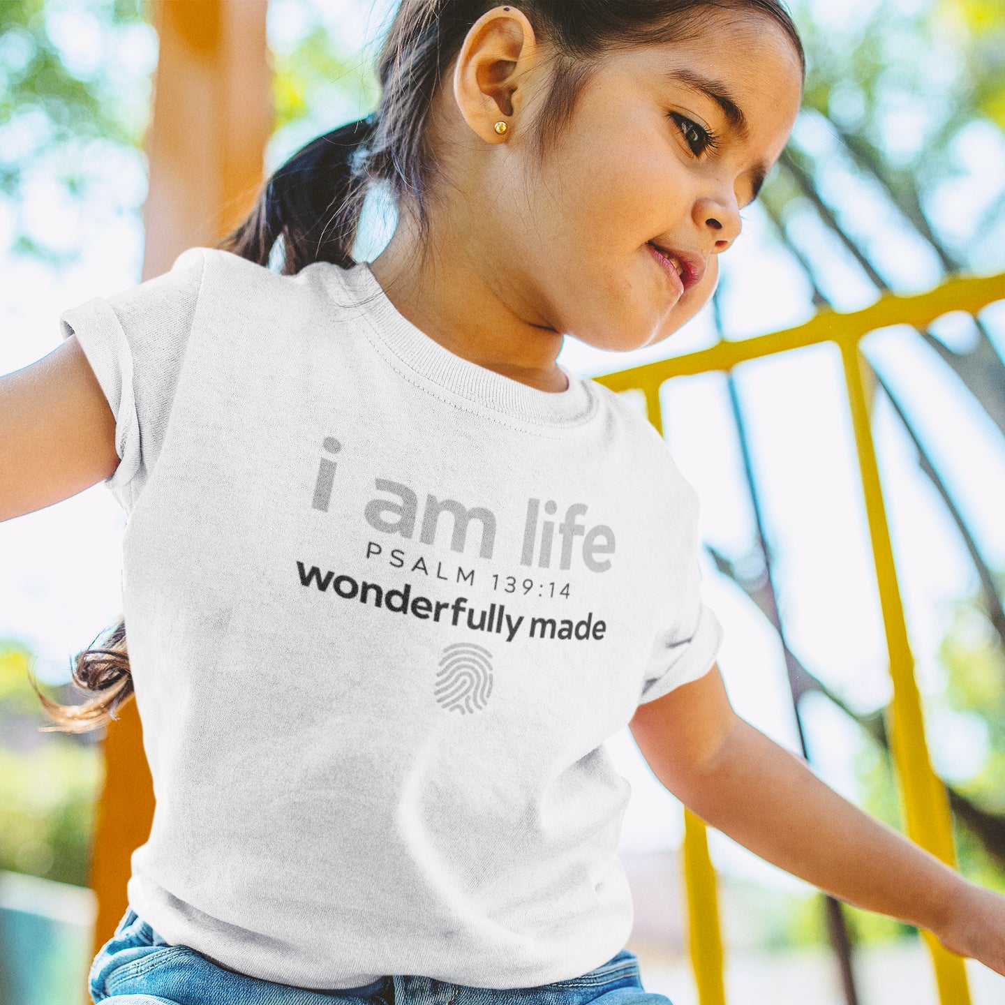 Toddlers "I am life": Simple T-shirt