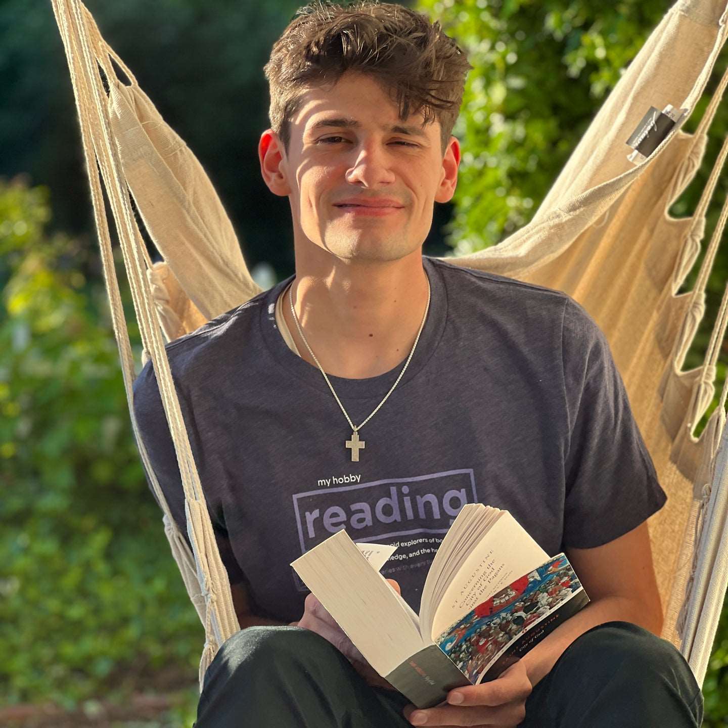 Reading: T-shirt
