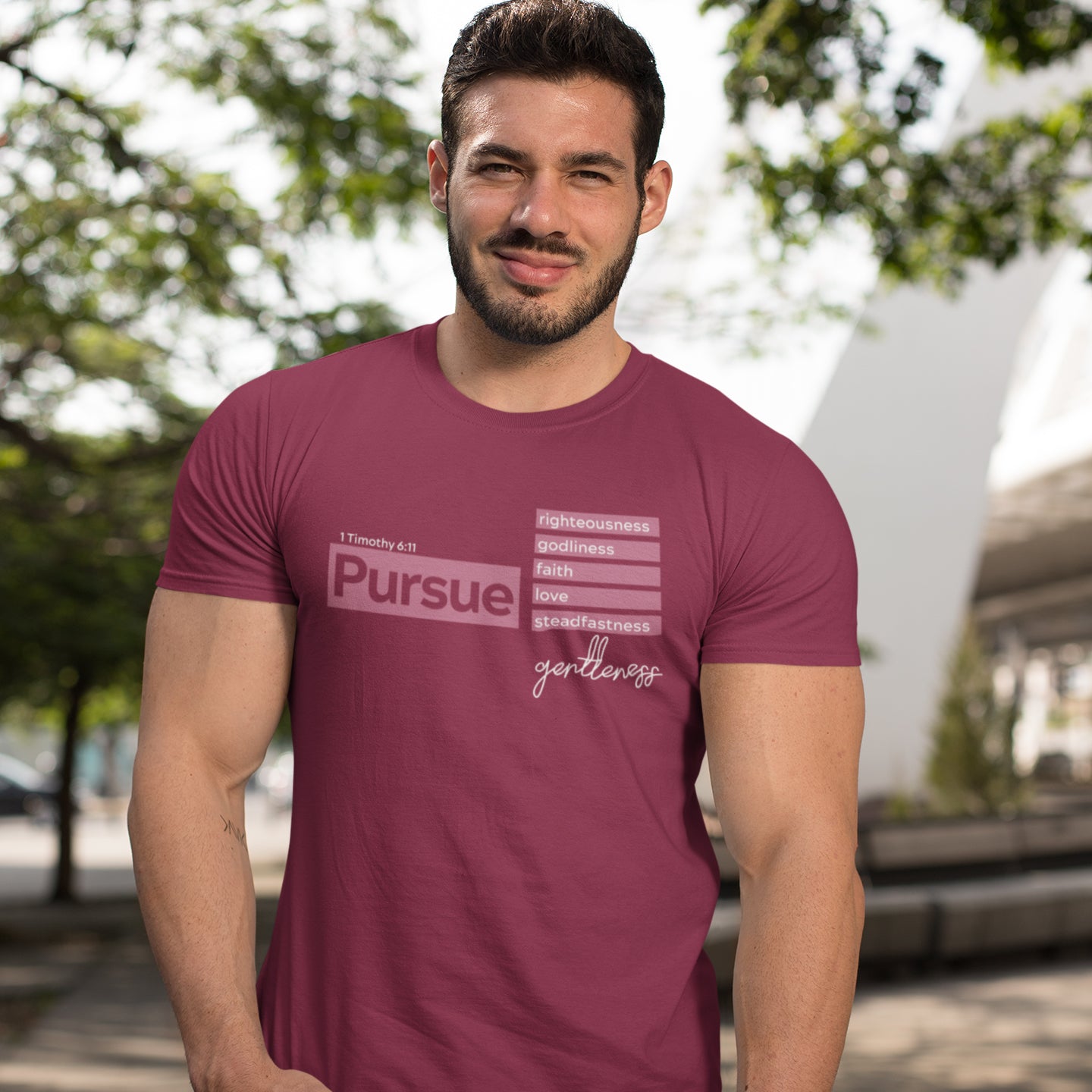 Pursue: T-shirt