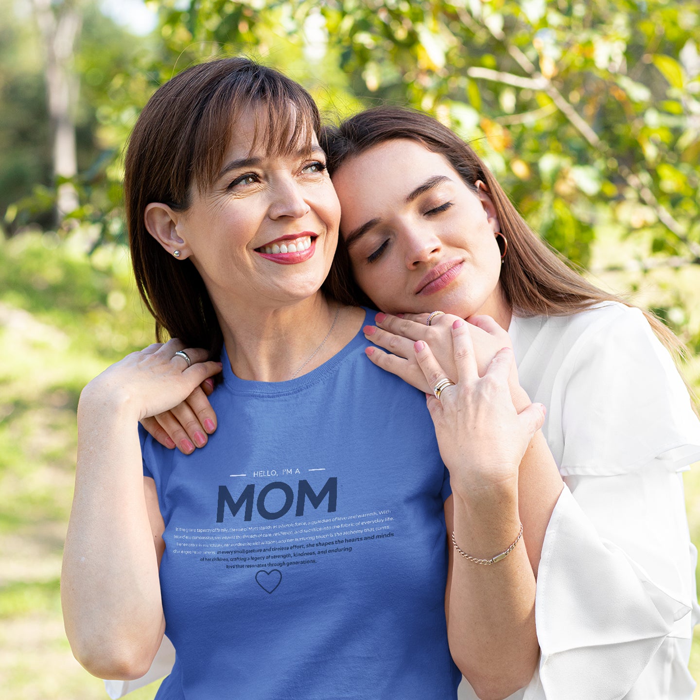 Mom: T-Shirt